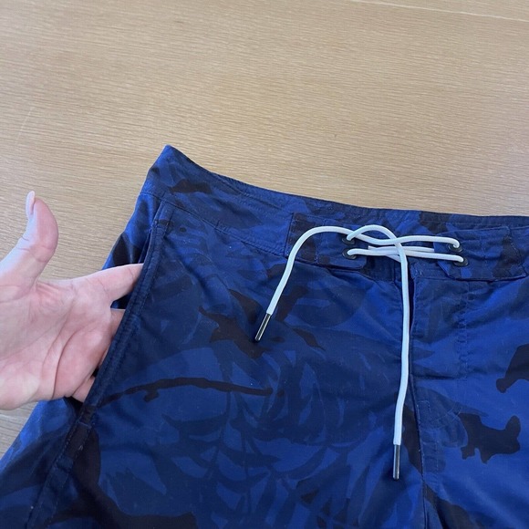 Men's G-Star Raw Size S Blue Tropical Print Hawaiian Swim Trunks - Picture 3 of 5